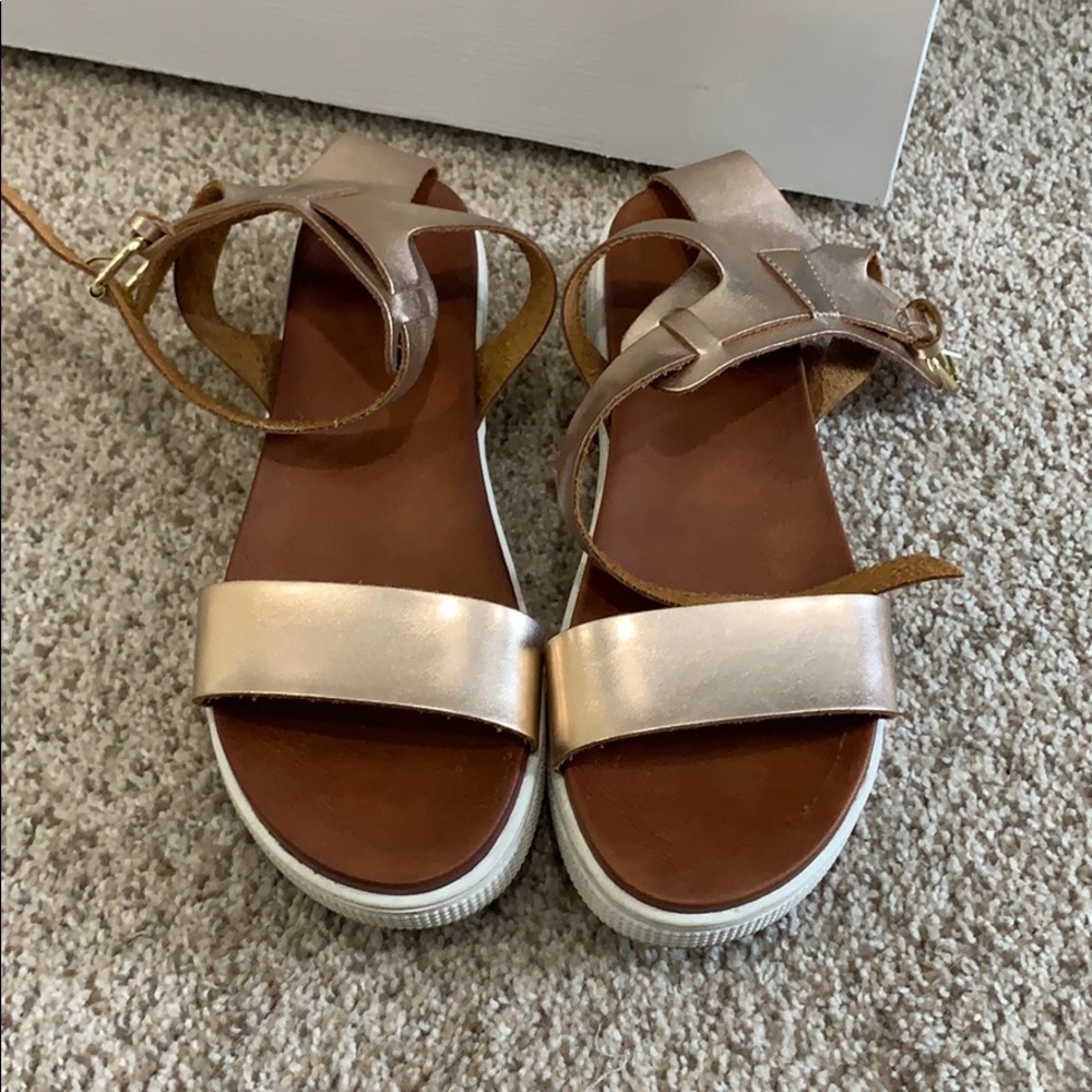 Mia Sandals